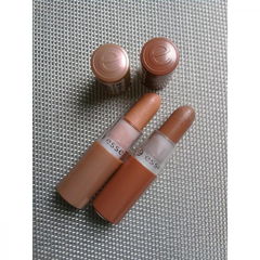 Lipstick von essence