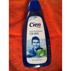 Tag für Tag Shampoo For Men