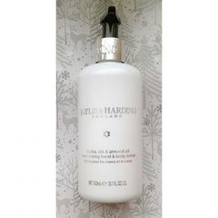 Jojoba, Silk & Almond Oil - Moisturising Hand & Body Lotion von Baylis & Harding
