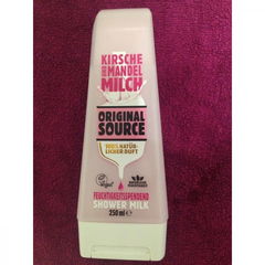 Kirsche und Mandelmilch - Shower Milk von Original Source