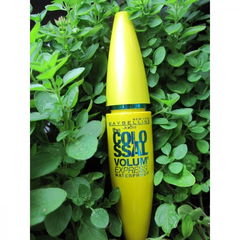 Volum' Express - Colossal Mascara Waterproof