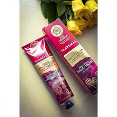 Saaremaa - Organic Wild Estonian Berry & Siberian Ginseng - Moisturizing Hand Cream von Natura Siberica