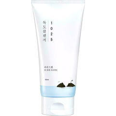 1025 Dokdo Cleanser von Round Lab