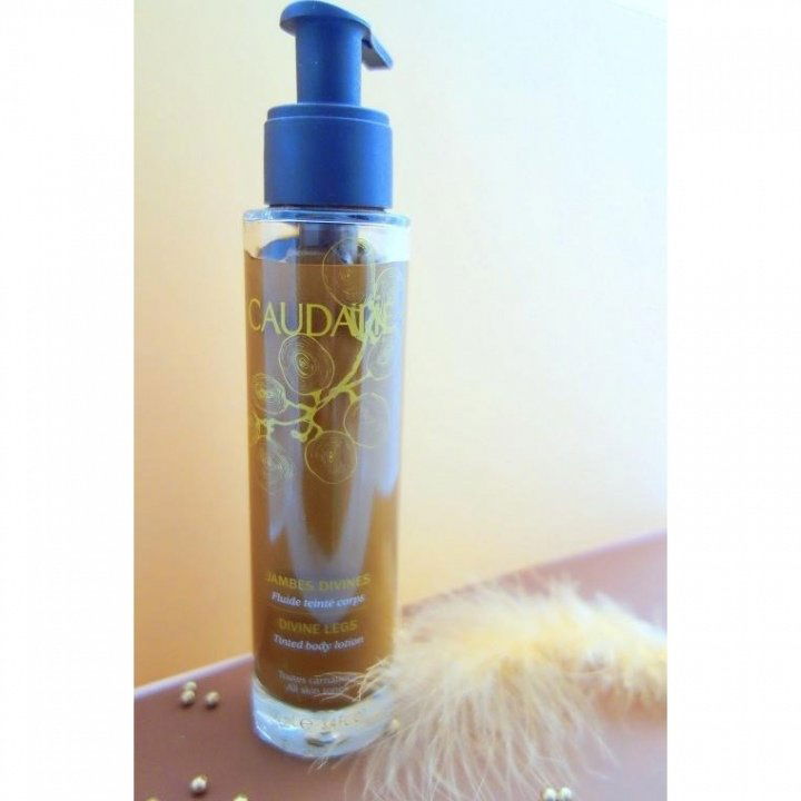 Jambes Divines    Fluide teinté corps  Getöntes Körperfluid von Caudalie