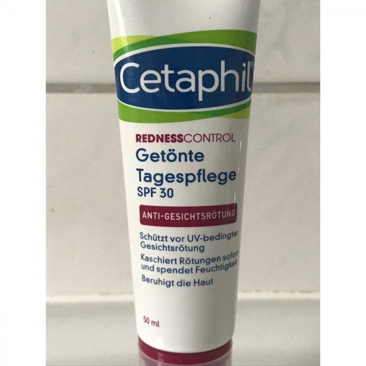 RednessControl Getönte Tagespflege SPF 30 von Cetaphil