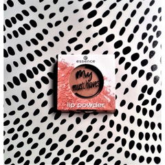 My Must Haves - Lip Powder von essence
