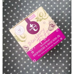 Blackberry Fizz Sprudelbad Brombeere & Avocado-Öl von t: by tetesept