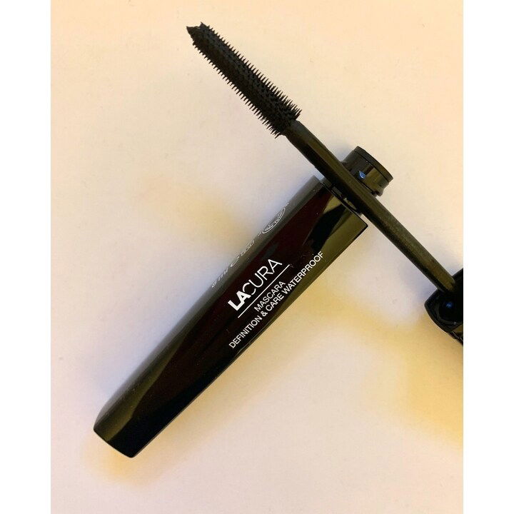 Definition & Care Waterproof Mascara von Lacura