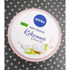 Body Soufflé - Kokosnuss & Monoi Öl von Nivea