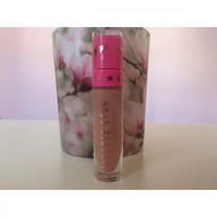 Velour Liquid Lipstick von Jeffree Star Cosmetics