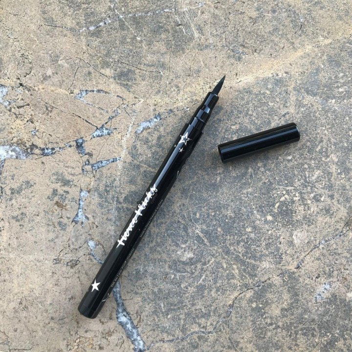 Fierce Flicks Precision Tip Liquid Liner von Ciaté London