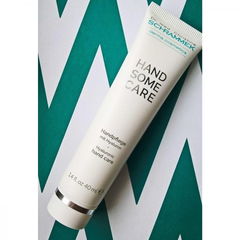 Handsome Care Handpflege mit Hyaluron von Dr. med. Christine Schrammek