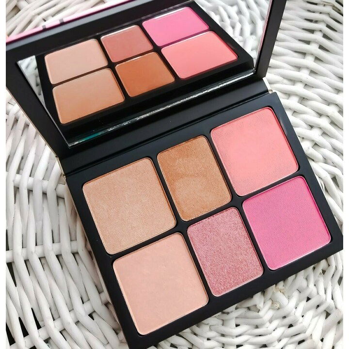 Cali Kissed Highlight + Blush Palette von Smashbox Cali Kissed Highlight + Blush Palette von Smashbox