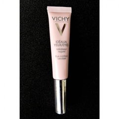 Idéalia - Yeux/Eyes by Vichy