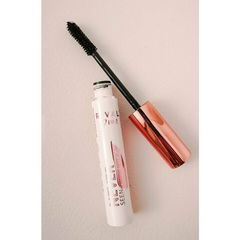 Never Seen Before Mascara von Rival loves me