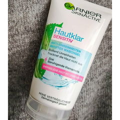 SkinActive - Hautklar Sensitiv - Anti-Unreinheiten Sanftes Waschgel von Garnier
