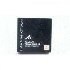 Compact Cream Make Up von Manhattan