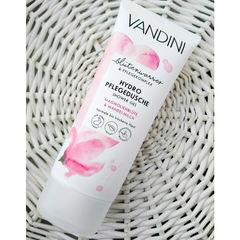 Blütenwasser & Pflegekomplex - Hydro Pflegedusche - Magnolienblüte & Mandelmilch von Vandini