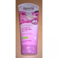Glanz & Schwung - Spülung - Bio-Malvenblüten und Perlenextrakt by Lavera