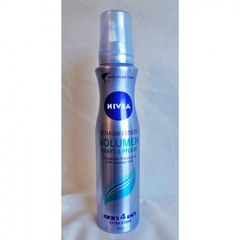 Schaumfestiger Volumen Kraft & Pflege by Nivea
