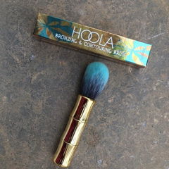 Hoola Bronzing & Contouring Brush