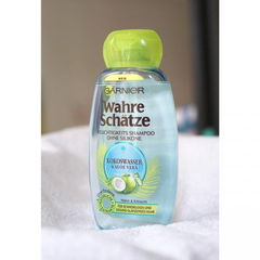 Wahre Schätze - Feuchtigkeitsshampoo ohne Silikone - Kokoswasser & Aloe Vera by Garnier
