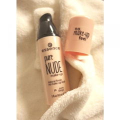 pure NUDE make-up von essence