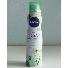 Body Mousse - Cucumber Touch & Matcha Tea by Nivea