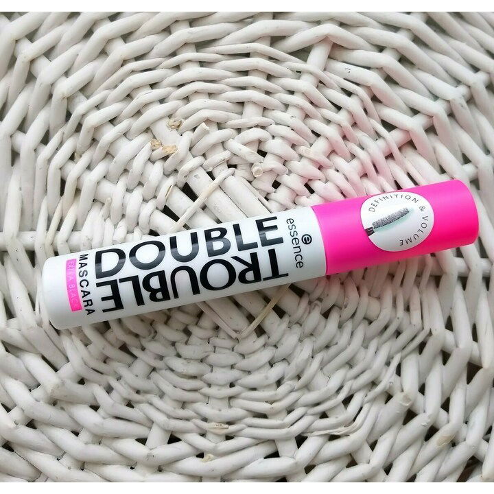 Double Trouble Mascara von essence