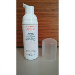 Mattierender Reinigungsschaum