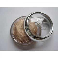extreme pearl eye shadow von p2 Cosmetics