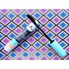 You better work! Volume & Curl Mascara von essence