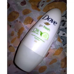 go fresh - 0% grüner Tee- und Gurkenduft Deodorant-Roll-On von Dove