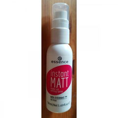 Instant Matt - Make-up Setting Spray von essence