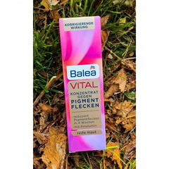 Vital - Konzentrat gegen Pigmentflecken von Balea