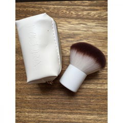 Kabuki Brush