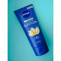 Pflegedusche Creme Ölperlen Lotus von Nivea