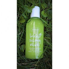 Olive leaf Feinkörniges Peeling für Gesicht und Körper von Ziaja