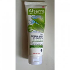 2 in 1 Reinigungs-Emulsion Bio-Aloe Vera & Gletscherwasser