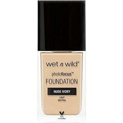 Photo Focus Foundation von wet n wild