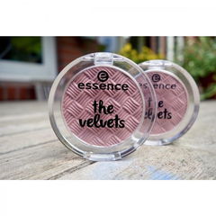 the velvets eyeshadow