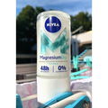 Magnesium Dry Pure Aqua Deo Roll On von Nivea