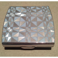 M Prism Glow Powder Pact N°13 von Missha