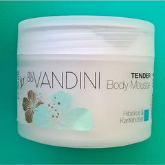 Tender - Body Mousse Hibiskus & Karitébutter von Vandini