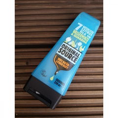 7 natürliche und Zitrus Öle in Wasserminze & Guarana Duschgel