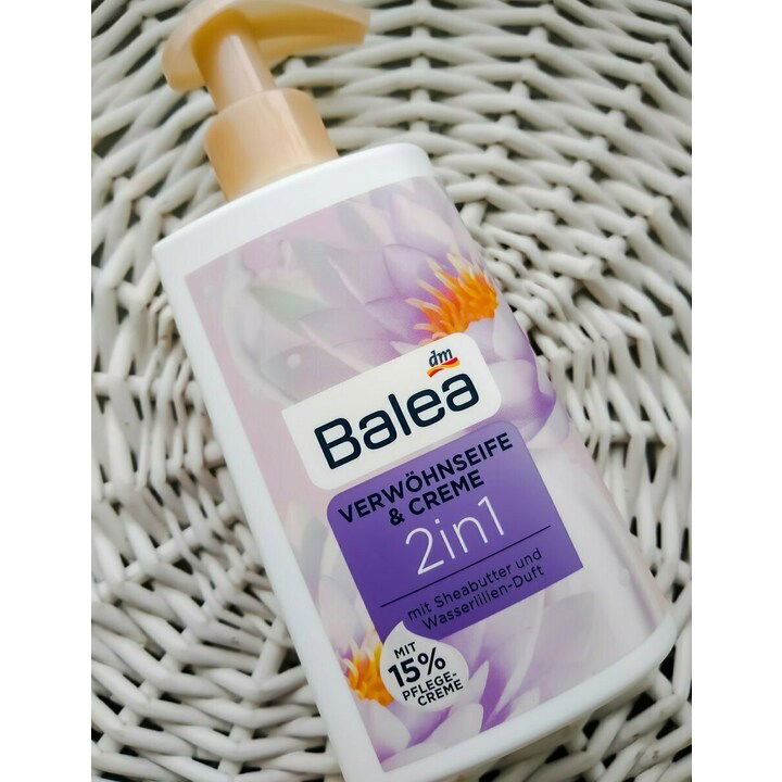Verwöhnseife & Creme 2in1 mit Sheabutter und Wasserlilien-Duft von Balea Verwöhnseife & Creme 2in1 mit Sheabutter und Wasserlilien-Duft von Balea