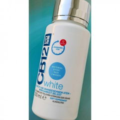 CB12 White Mundspülung von MEDA Pharma