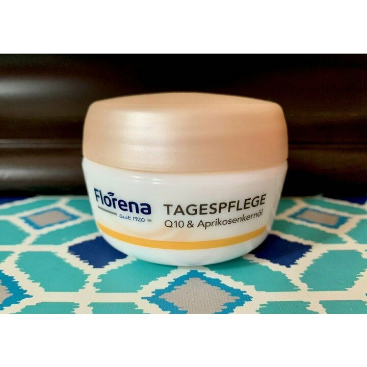 Tagespflege Q10 & Aprikosenkernöl von Florena