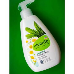 Sensitiv Flüssigseife Bio-Hanf Bio-Kamille von alverde