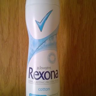 Cotton Dry Deo Spray von Rexona